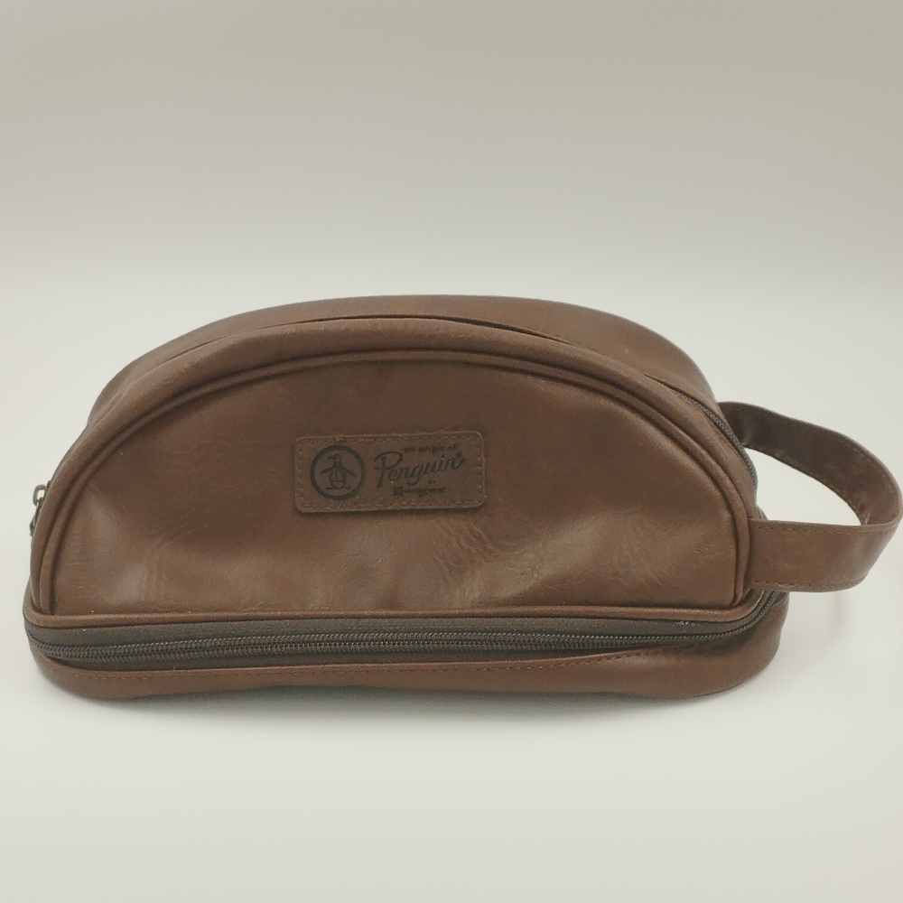 Penguin Travel kit faux leather